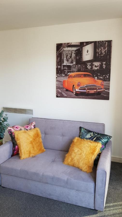 City Centre 1 Bed Apartment With Free On Site Parking With Cctv By Lets Relocations Birmingham Kültér fotó