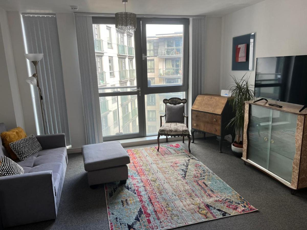 City Centre 1 Bed Apartment With Free On Site Parking With Cctv By Lets Relocations Birmingham Kültér fotó